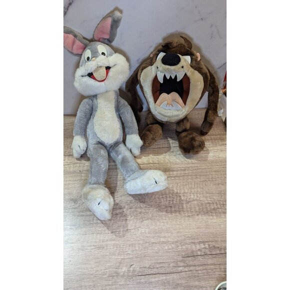 Vintage Warner Bros Bugs Bunny & Taz Plush Toys bugs 20" Taz 11" - Picture 3 of 10